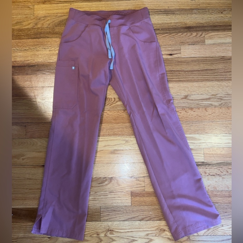 Figs Women's Scrub Pants in Mauve